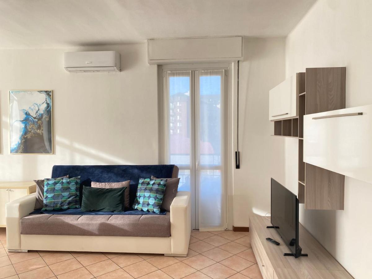 Diadema Blue - Immobili E Soluzioni Rent Apartment Bergamo Ngoại thất bức ảnh
